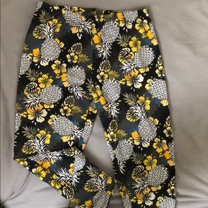 Super soft pineapple leggings